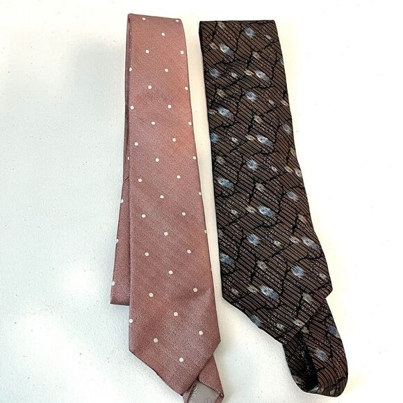 Lot Of Two Christian Dior Men's Ties Polka Dots All Silk - Picture 1 of 13